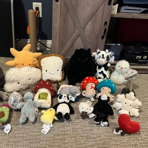 Jellycat Toys Jellycats I Am Looking To Sell But Also Looking At